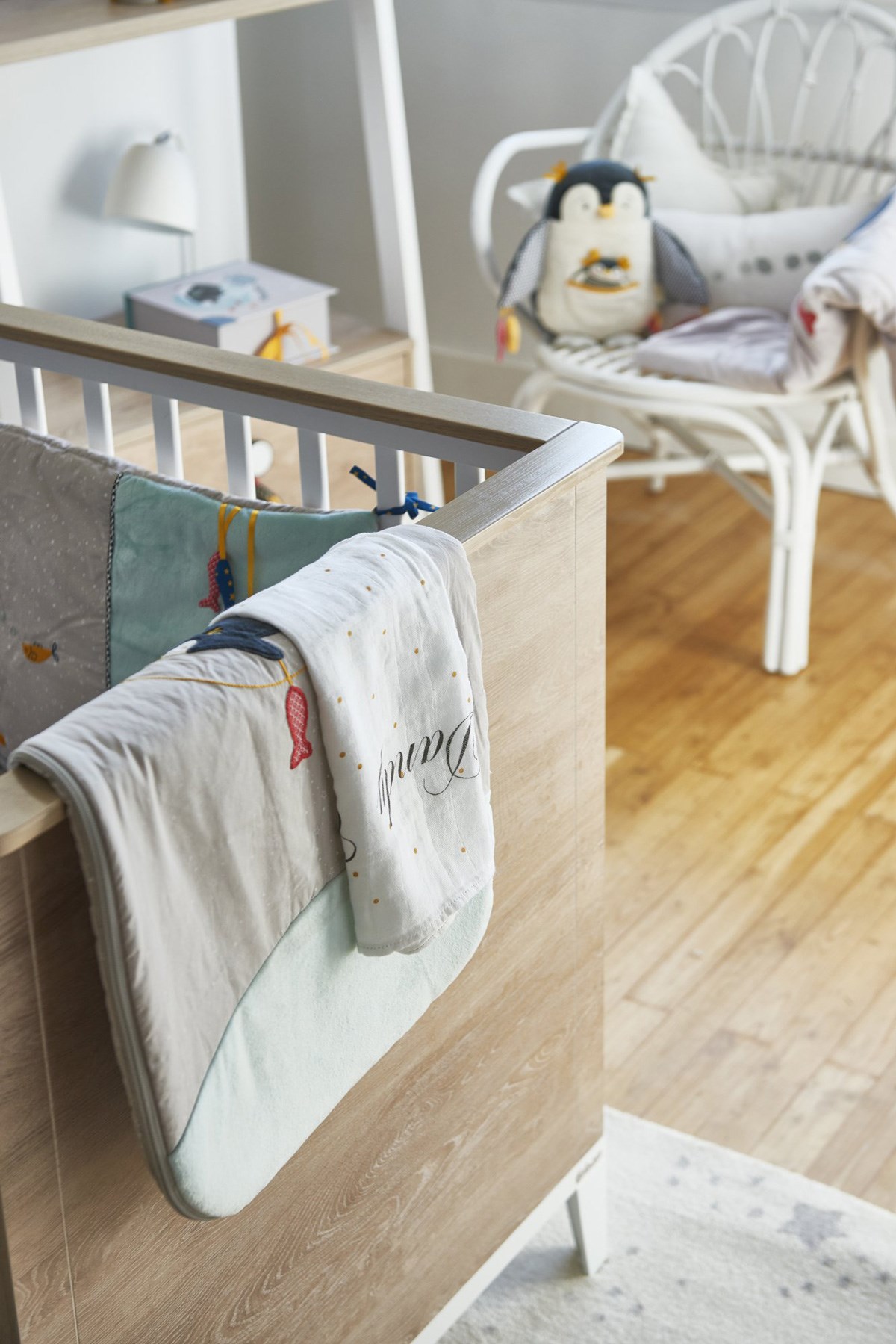 Chambre bébé avec lit évolutif Sacha - chêne - Meubles Crack