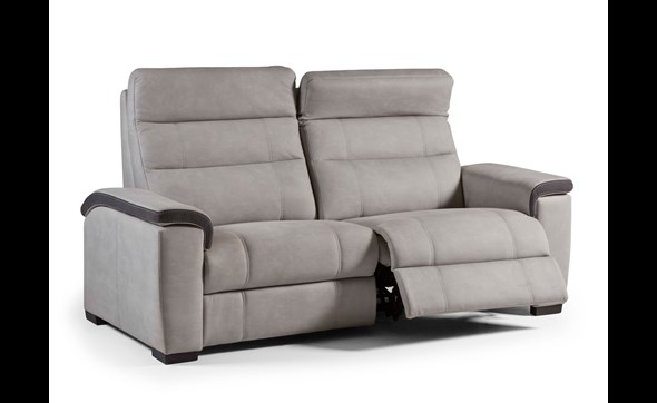 Canape-Vasto-tissu-mozart-ash-olive-grey-2511RR-arm-A-large-high-back-relax-electrique-Comodi-Sofa