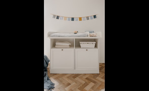 Commode-Bebe-Landwood-67A-blanc-ambi-front-Finori