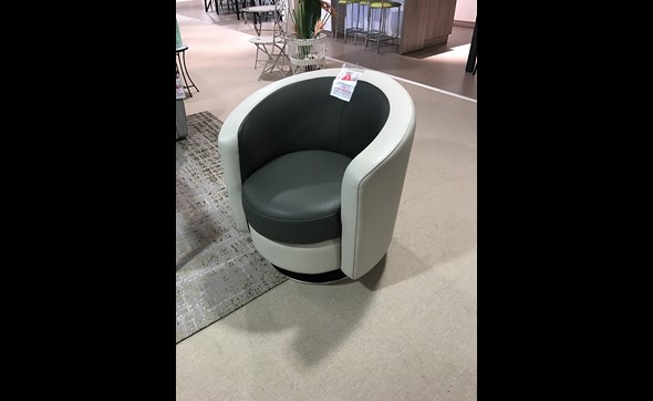 Outlet-Bertrix-2023-03-Candys-Fauteuil