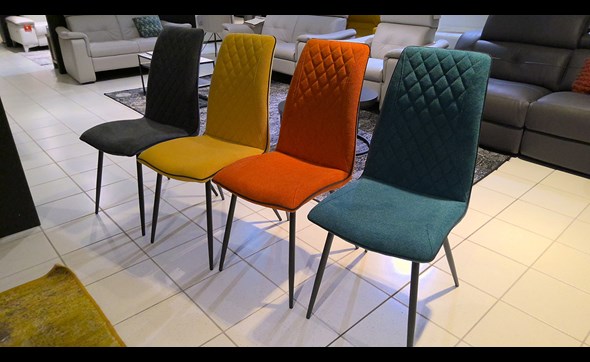 Outlet-Ypres-2024-02-Jade-Chaises