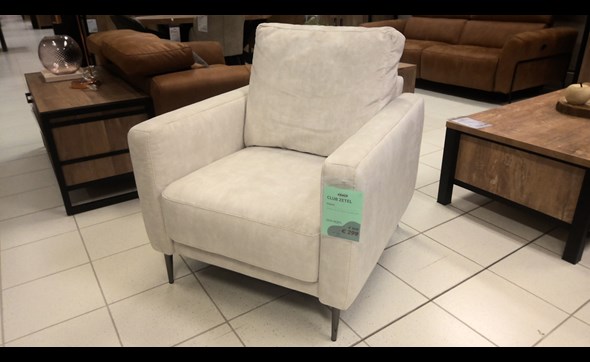 Outlet-Ypres-2024-04-Rimini-fauteuil