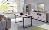 Salle-a-manger-Marseille-sans-chaises-buffet-vitrine-table-chene-wellington-metal-noir-Divaco